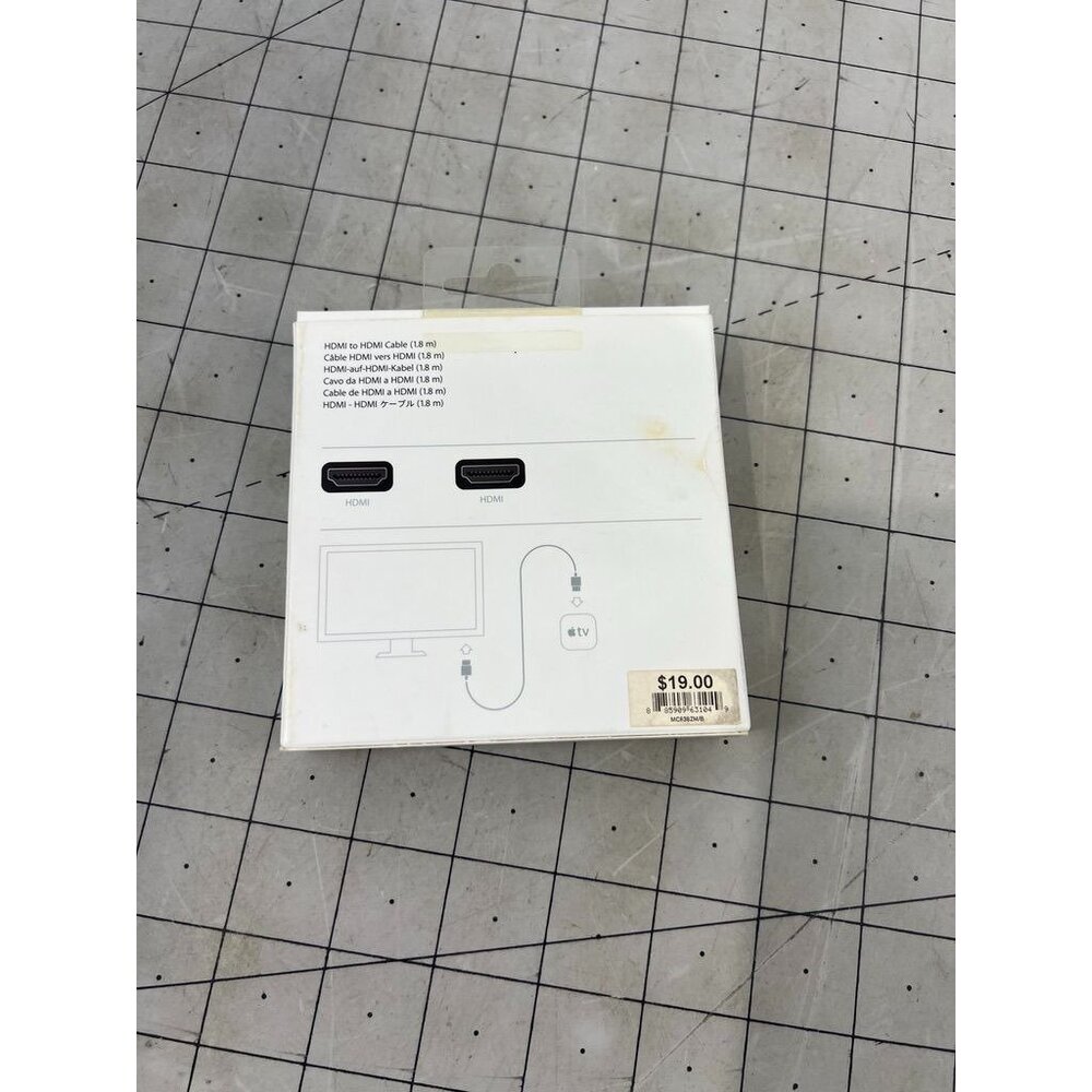 Apple HDMI To HDMI Cable 1.8M Black For TV/Monitor Connection New - Picture 3 of 4